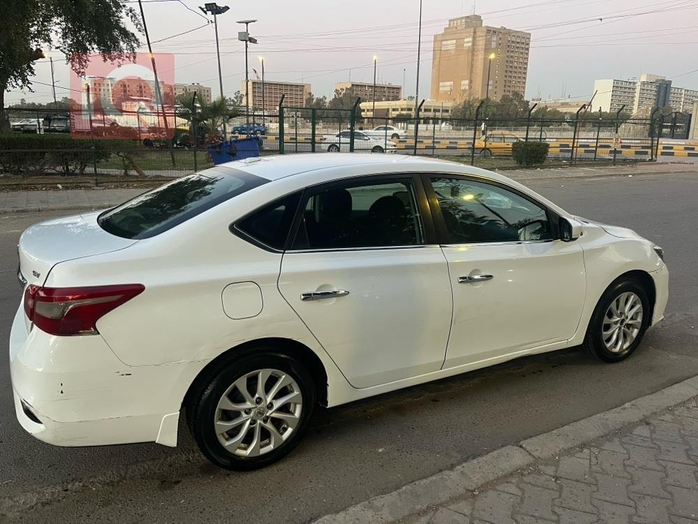 نيسان سنترا